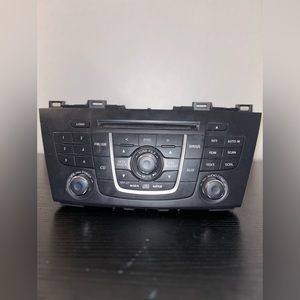 2011 2012 Mazda 3 AM FM CD SAT AUX Radio Receiver Player CG36 66 9RO sale AS IS